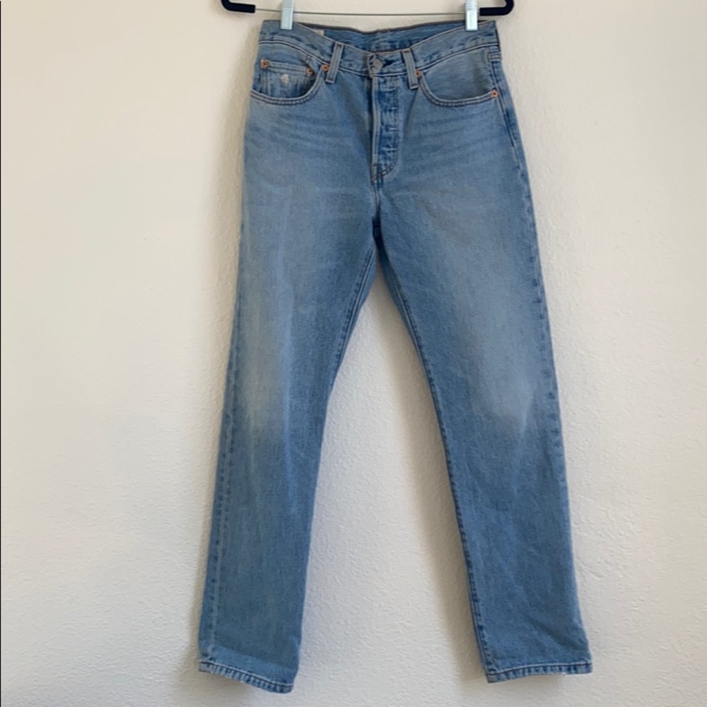 Levi’s 501 size 27